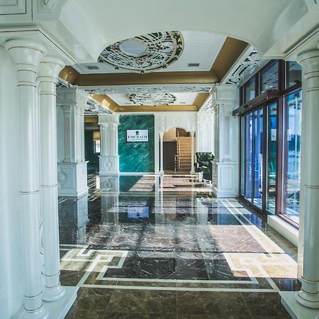 Emerald Hotel Баку Екстериор снимка