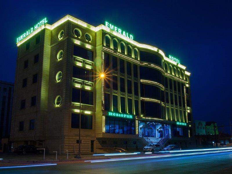 Emerald Hotel Баку Екстериор снимка