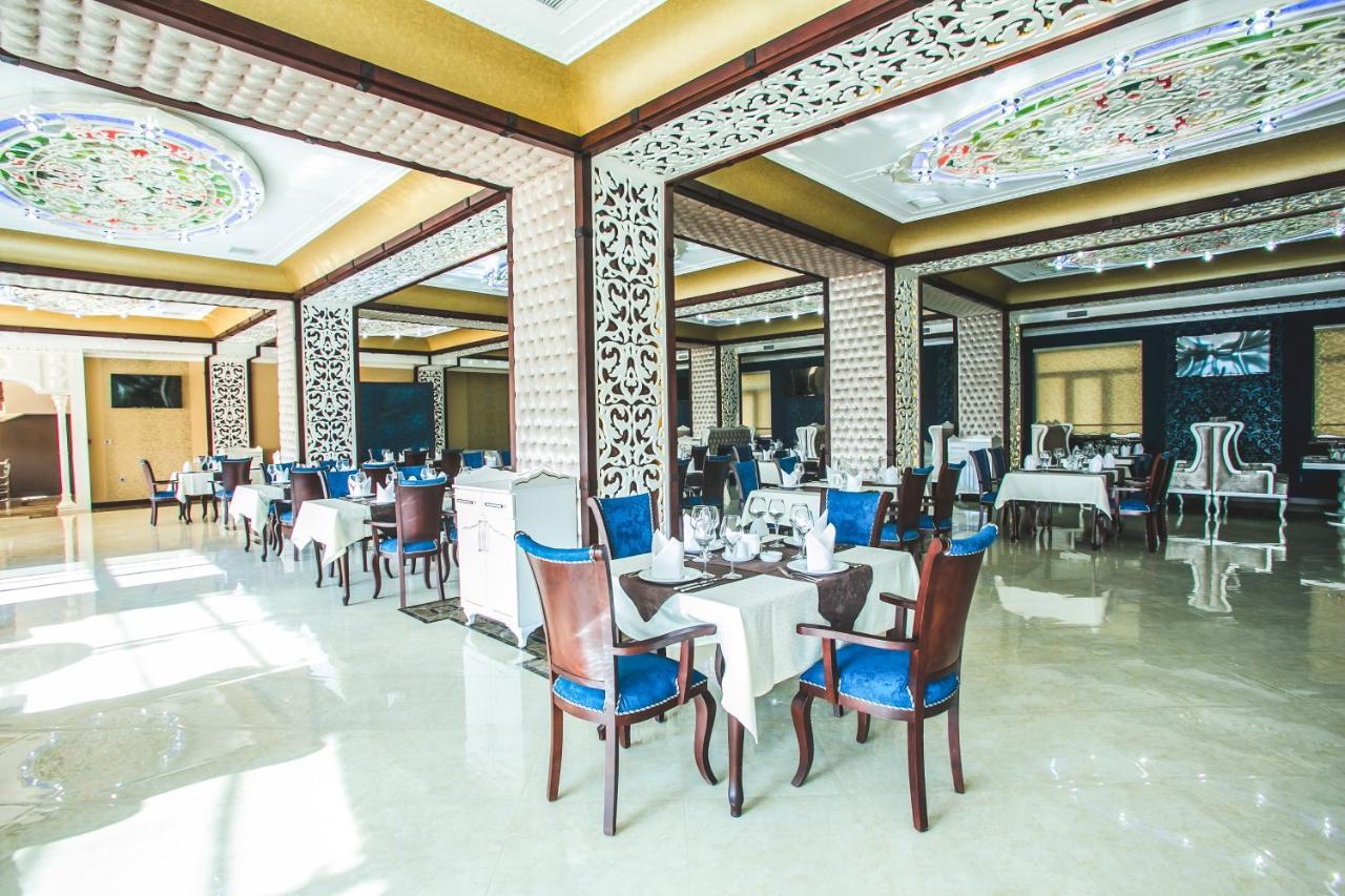 Emerald Hotel Баку Екстериор снимка